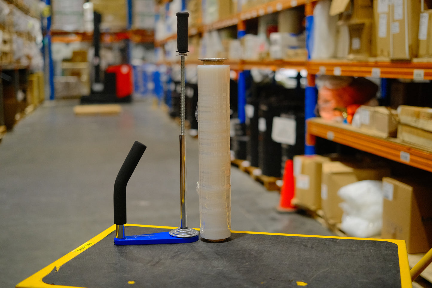 STRETCHWRAP DISPENSER