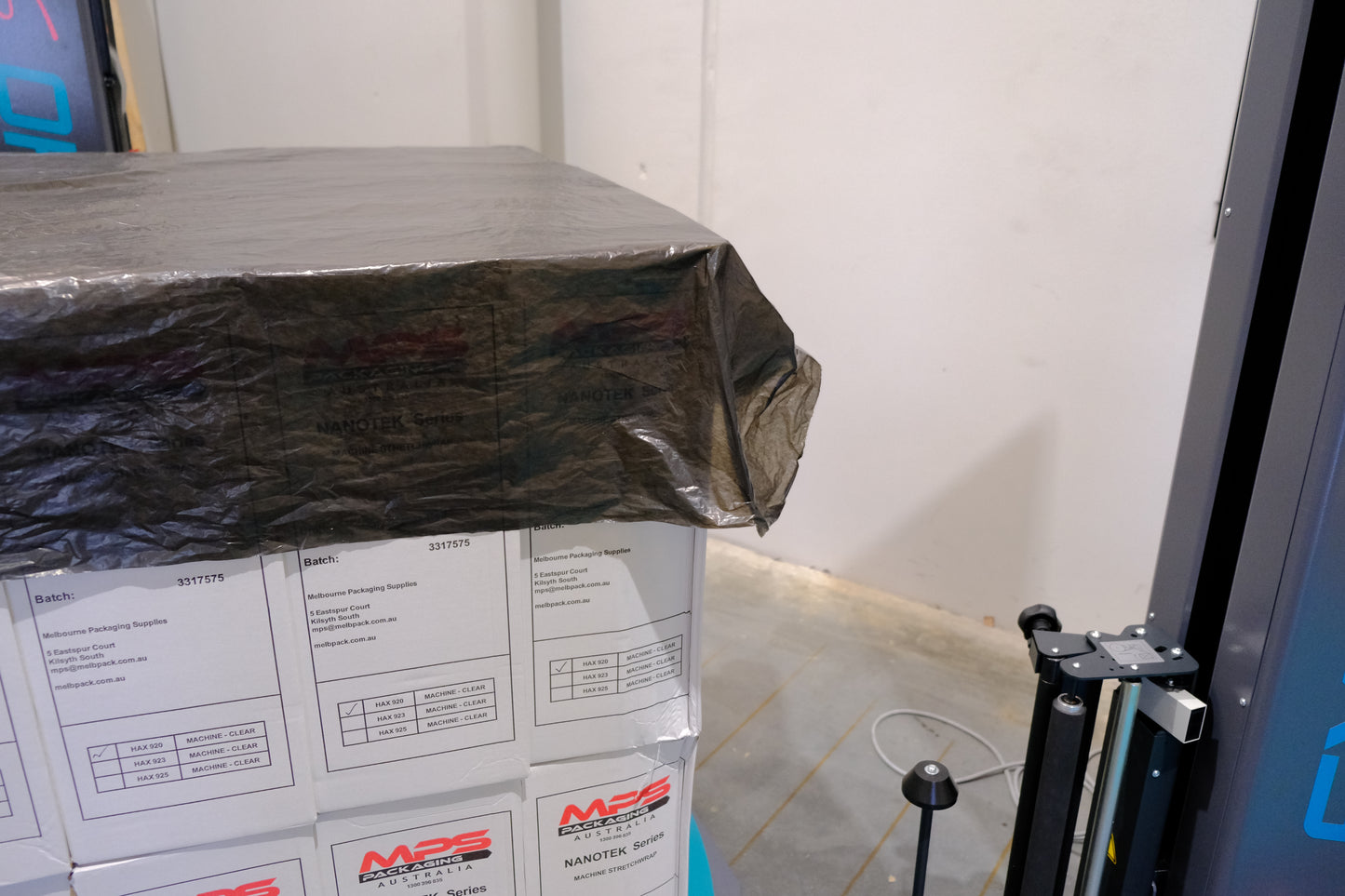1680MM X 1680MM X 20UM PALLET CAPS (BLACK) - 250 PER ROLL