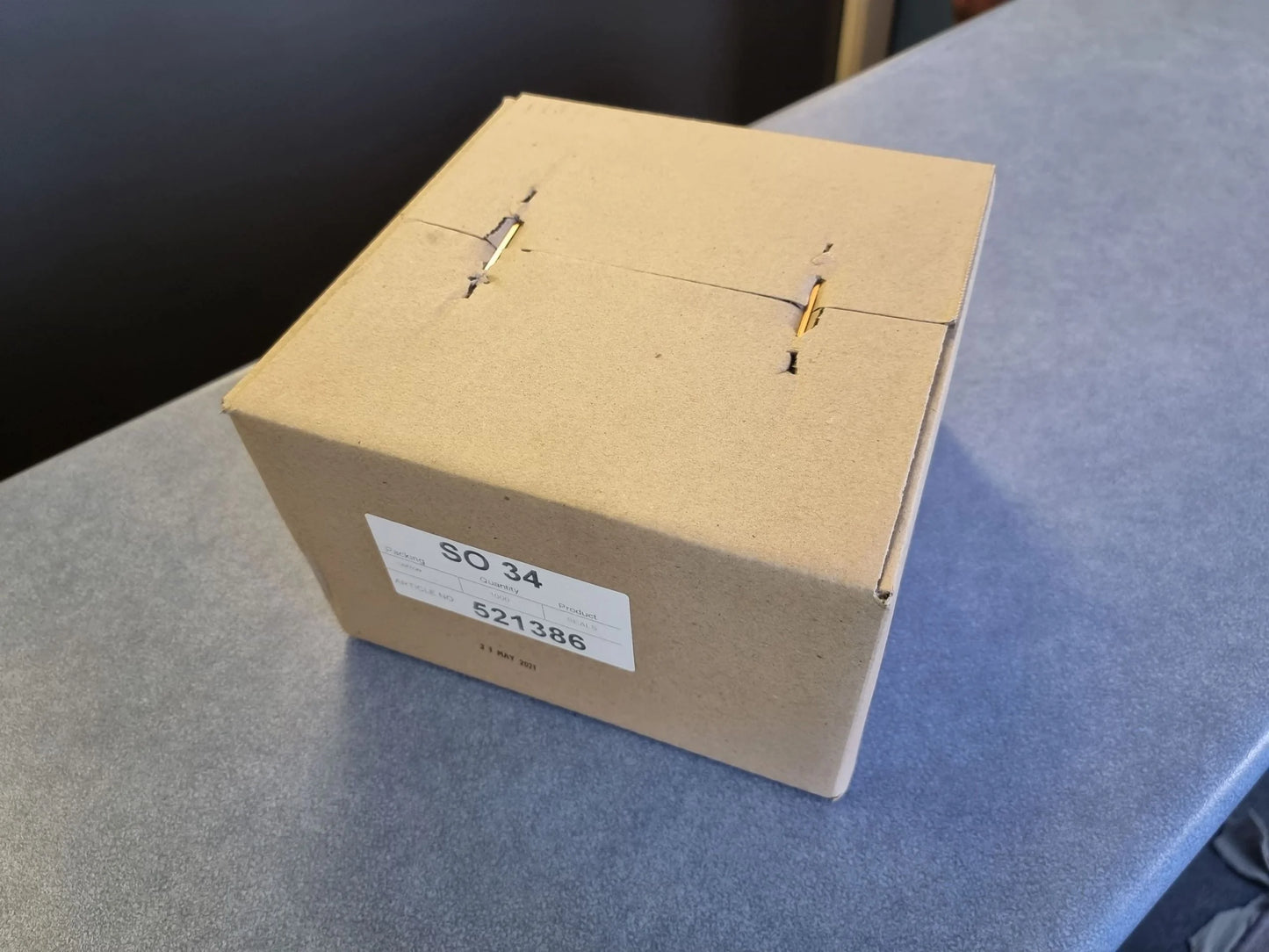 PNEUMATIC CARTON CLOSING STAPLER - 35MM CROWN