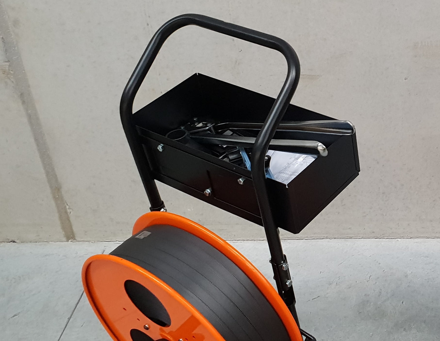 PLASTIC STRAPPING DISPENSER