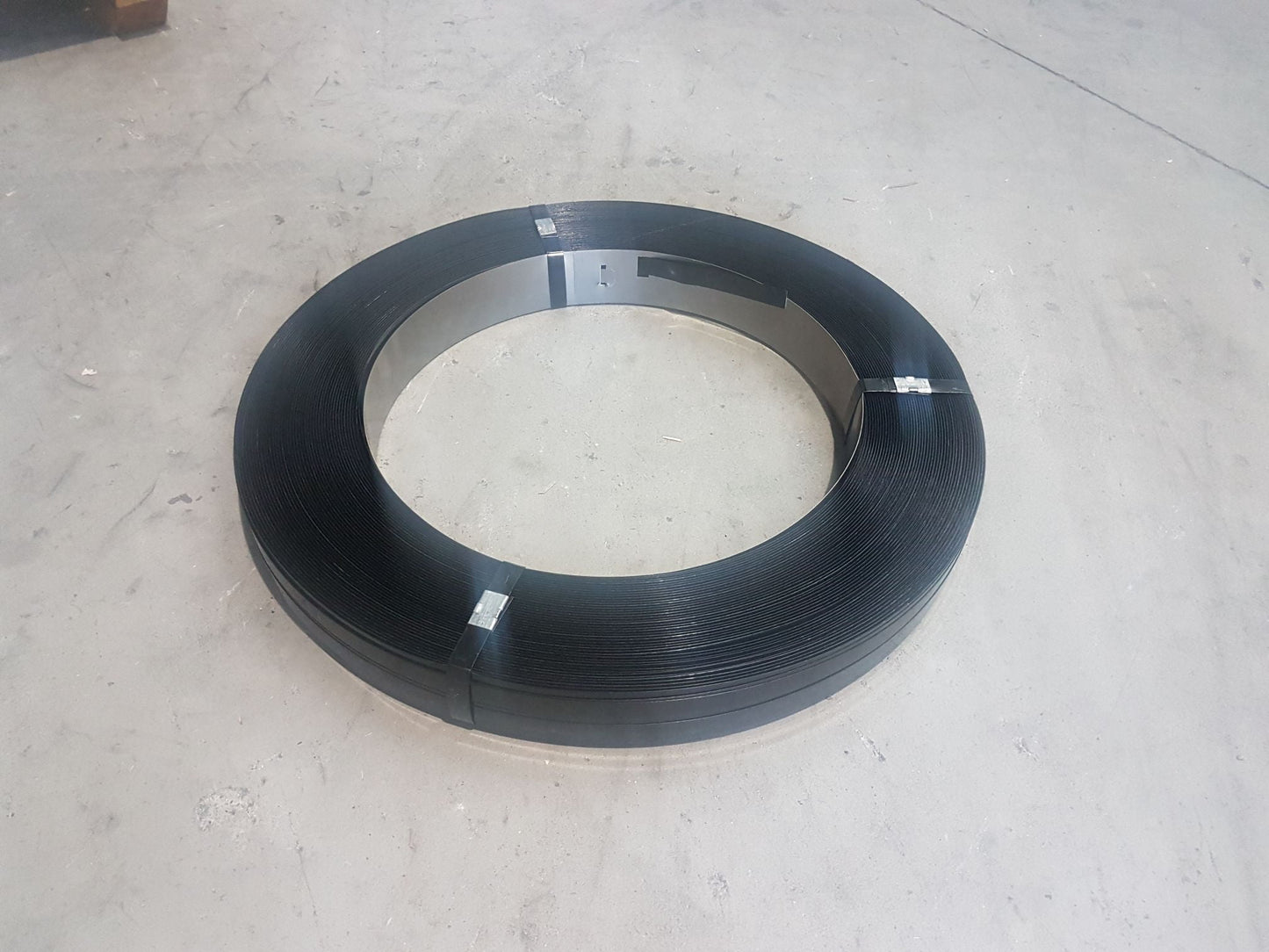 19MM X 0.80MM X 377M BLACK HEAT TREATED ROPE STEEL STRAPPING