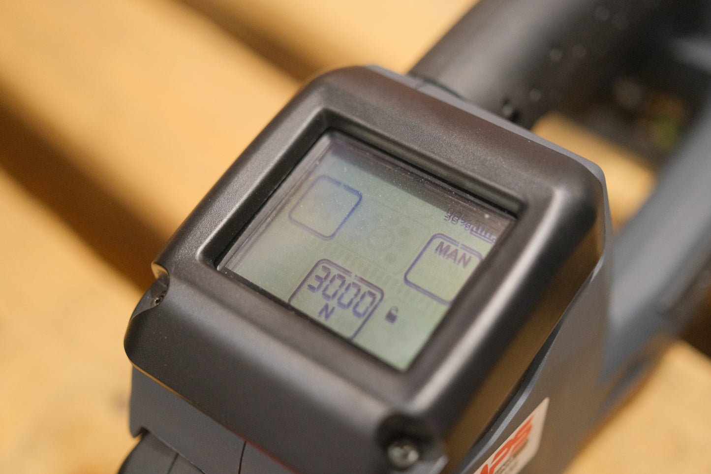 BATTERY POWERED STEEL STRAPPING PUSHER TOOL - BPTL-19