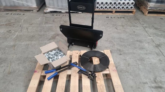 Strapping kit configuration tool