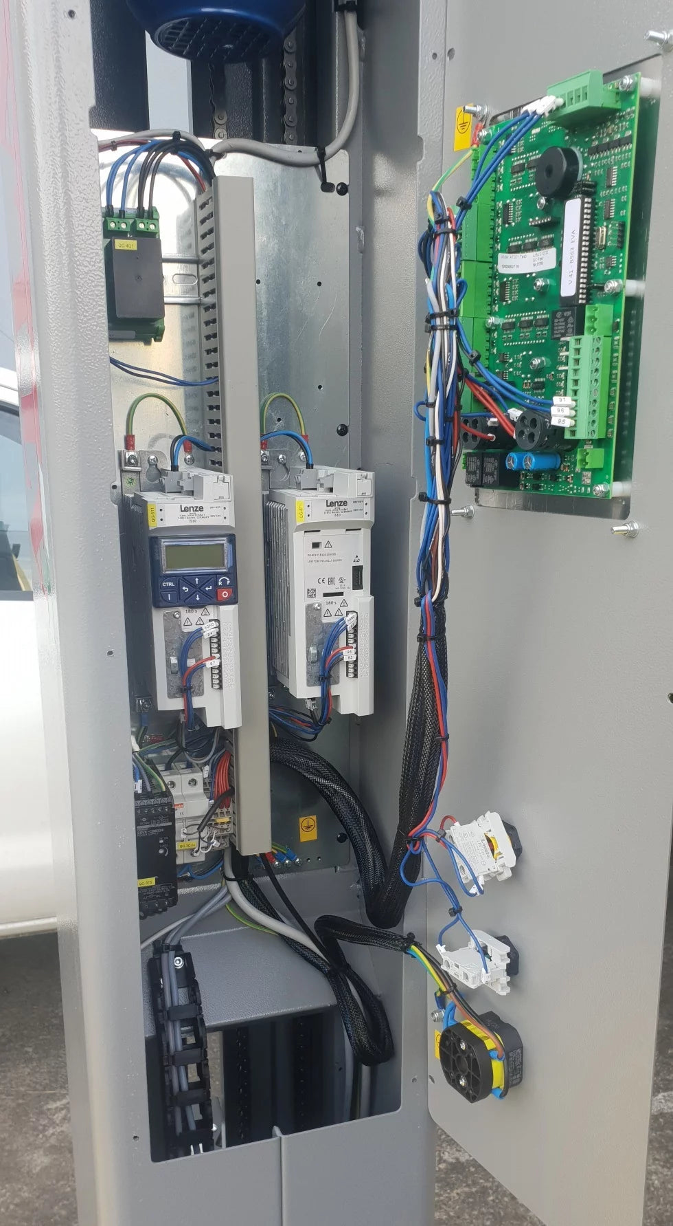 Synthesi – Low Profile pallet wrapper