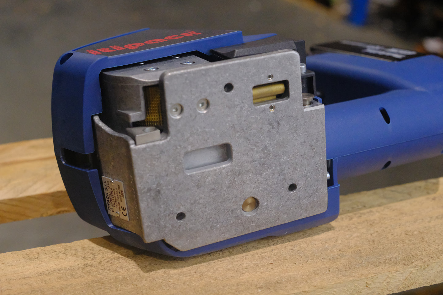 BATTERY STRAPPING TOOL FOR PLASTIC STRAP WITH FRICTION WELD  -XITI-23