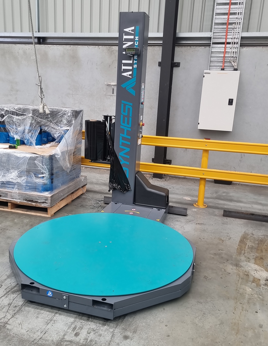 Pallet wrapping machine with Scales