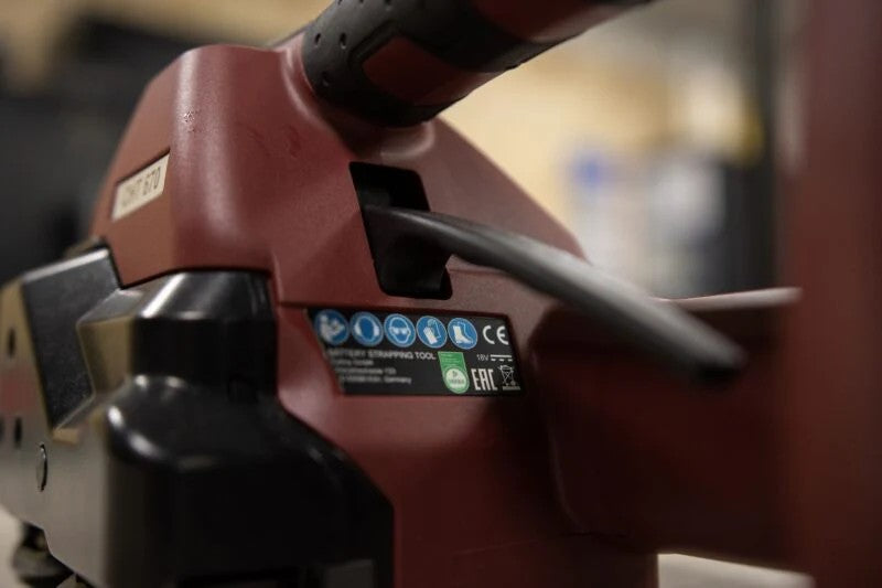 XST-670 STRAPPING TOOL 25-32MM